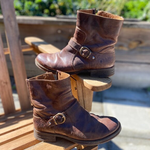 Born brown leather boots 7.5 - Picture 1 of 5